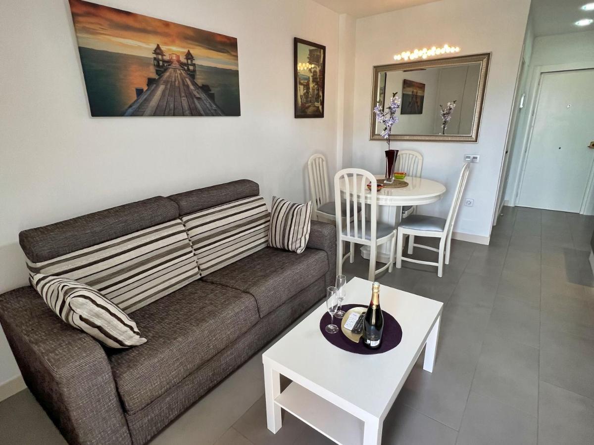 Benalbeach Playa - Estudio En Benalmadena Bagian luar foto