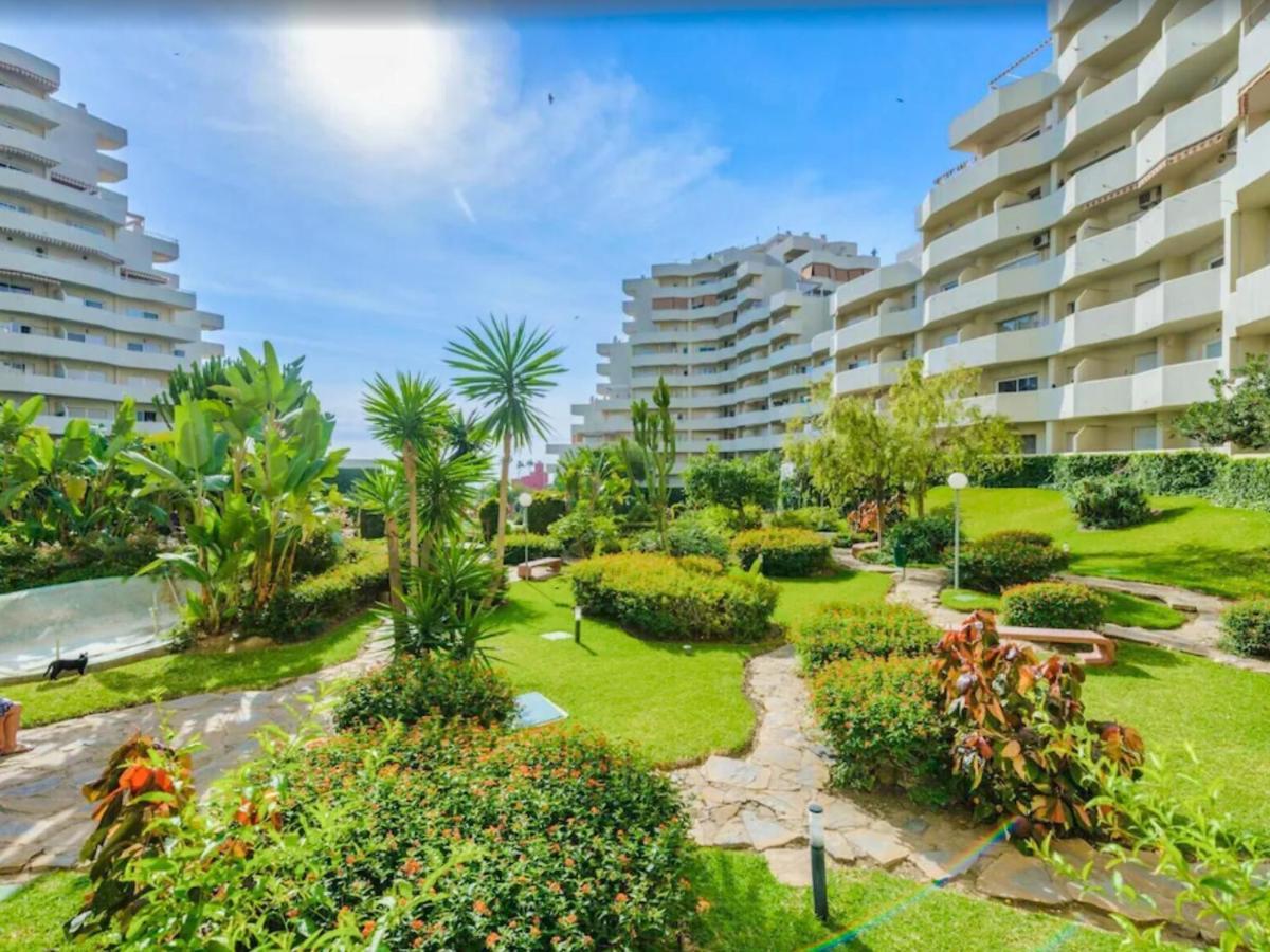 Benalbeach Playa - Estudio En Benalmadena Bagian luar foto